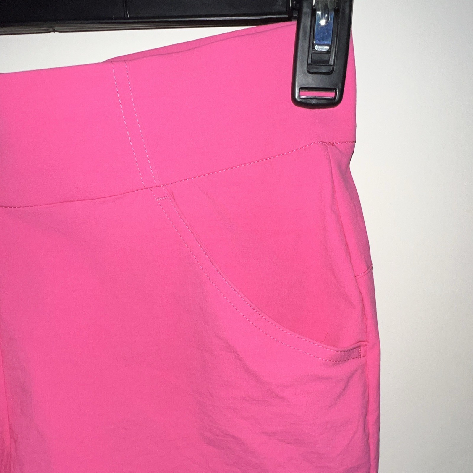 Columbia Women’s Pink Chino Polyester Flat Front Pockets Mid Rise Shorts 12