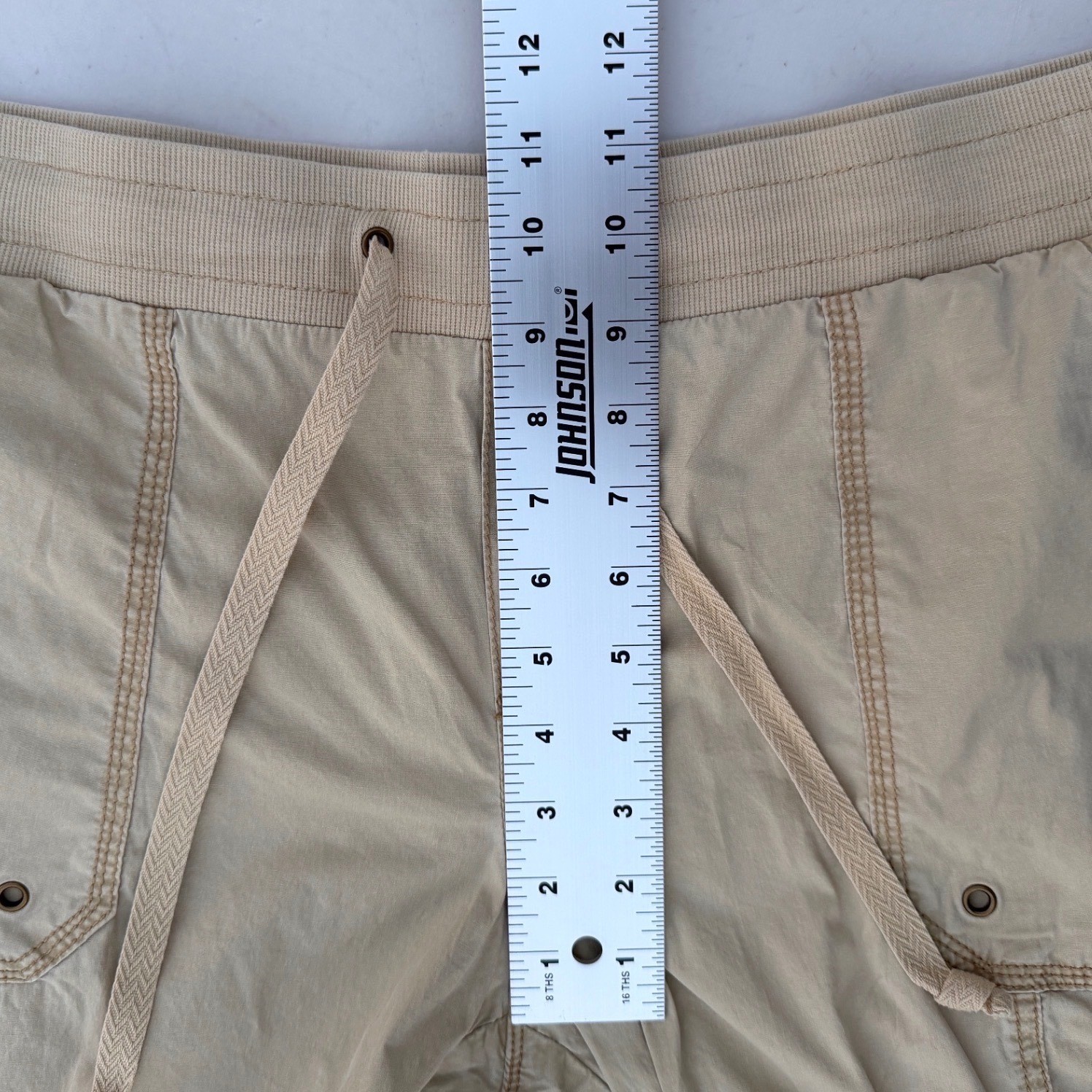 Natural Reflections Tan Cargo Capri Pants Womens 16 Khaki Drawstring Crop