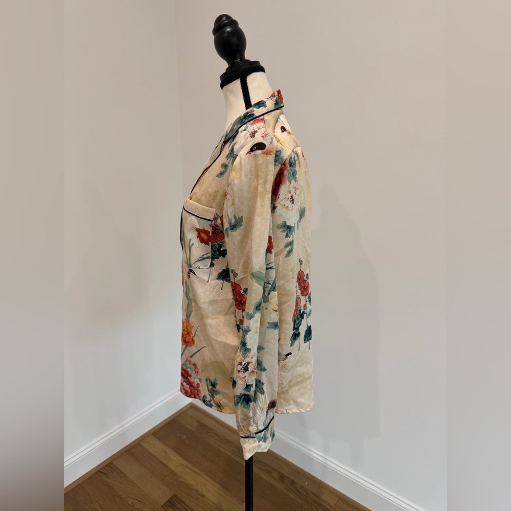 🤍 Zara Basic Collection Chinoiserie Print Satin-Style Shirt – Size S ✨