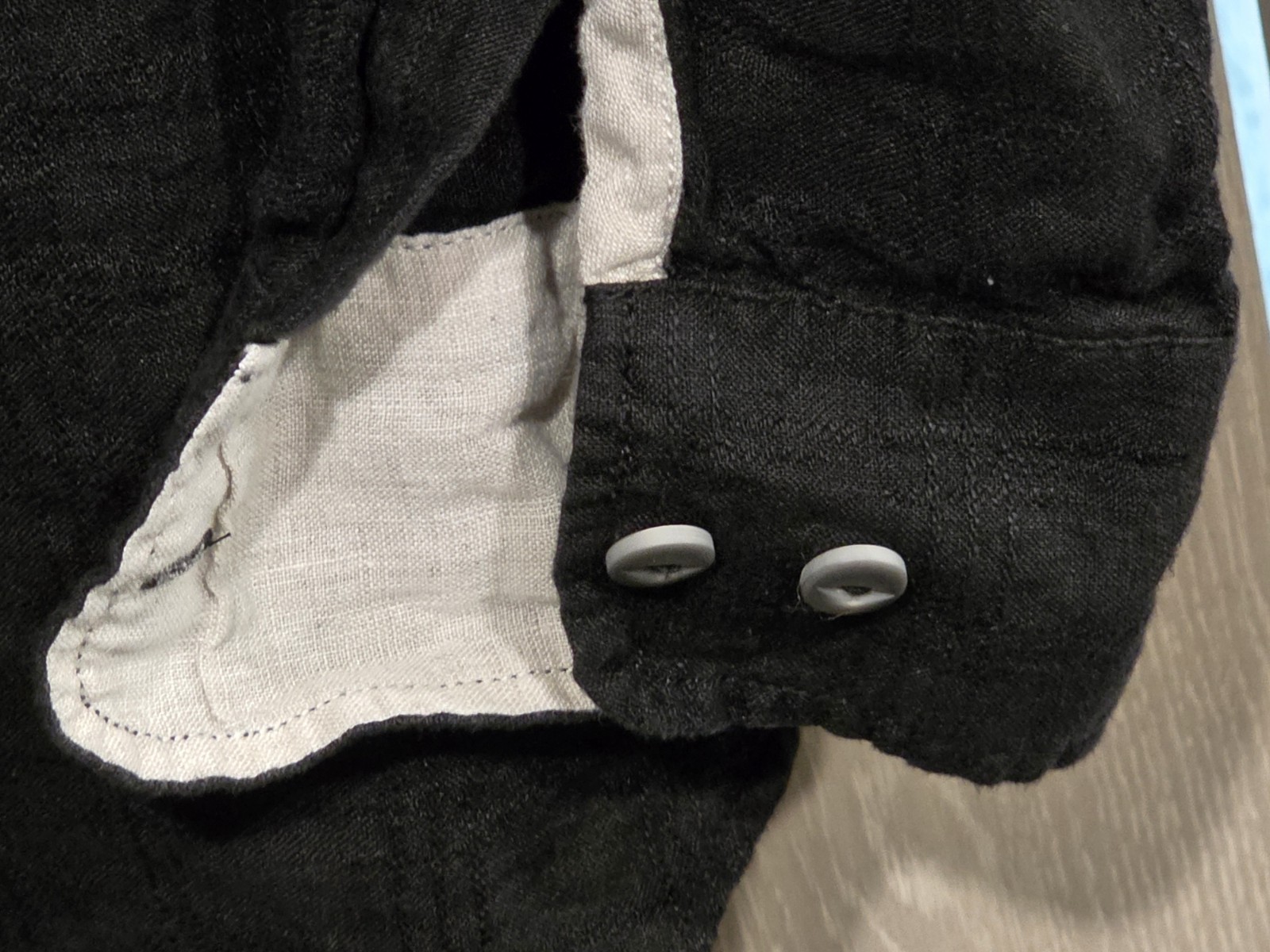 TOMMY BAHAMA Button Front Shirt Men’s 2XLB Black 100% Linen Long Sleeve