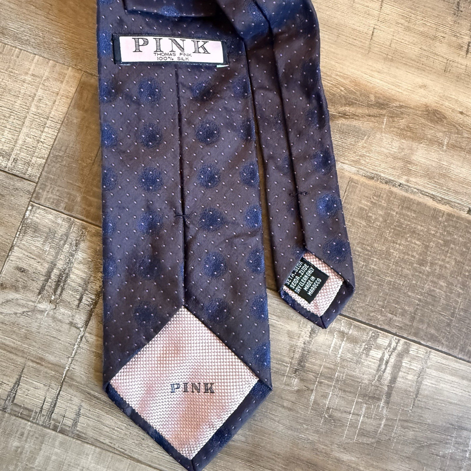 Thomas Pink Polka Dot Navy Pink 100% Silk Woven Men’s Tie Classic 57-60″ Style