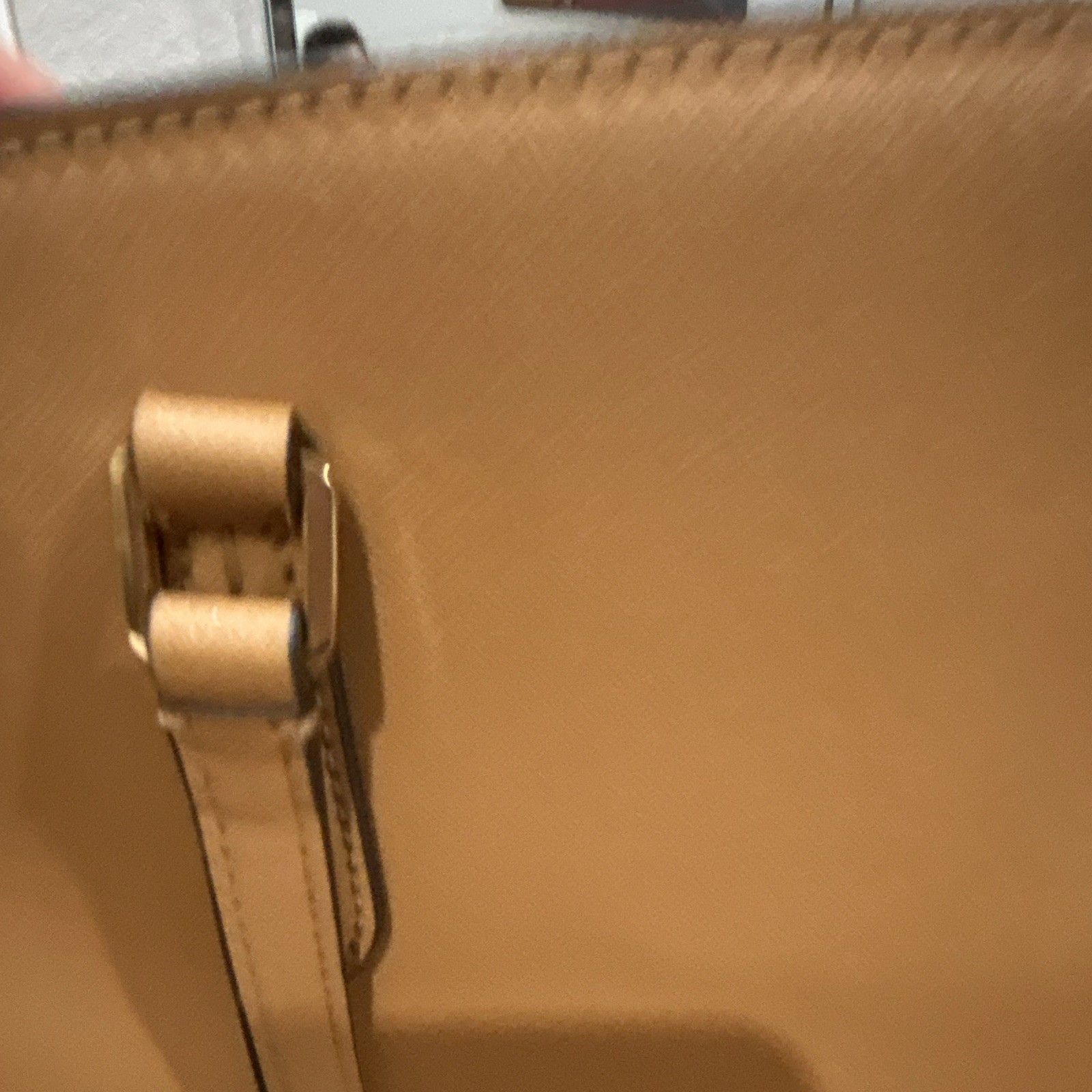 Tory Burch Tan Zip Top Tote Bag Gold Hardware Double Strap Inner Pockets magnet