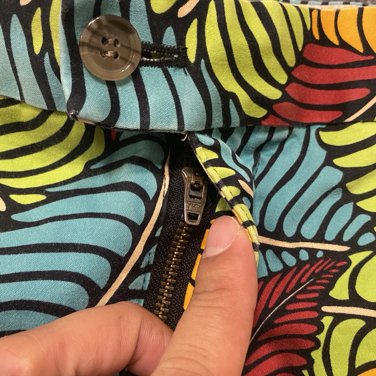 Loudmouth Fronds Klammer Golf Shorts Mens Size 34 Abstract Colorful Stretch Fit