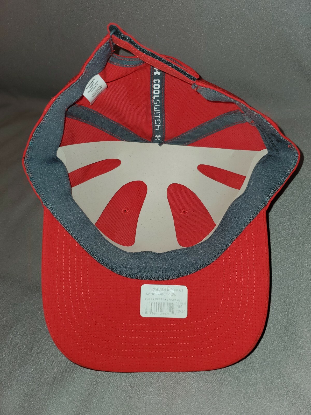 UNDER ARMOUR MENS AIRVENT RED STRAPBACK HAT ONE SIZE FITS ALL NEW 21106471