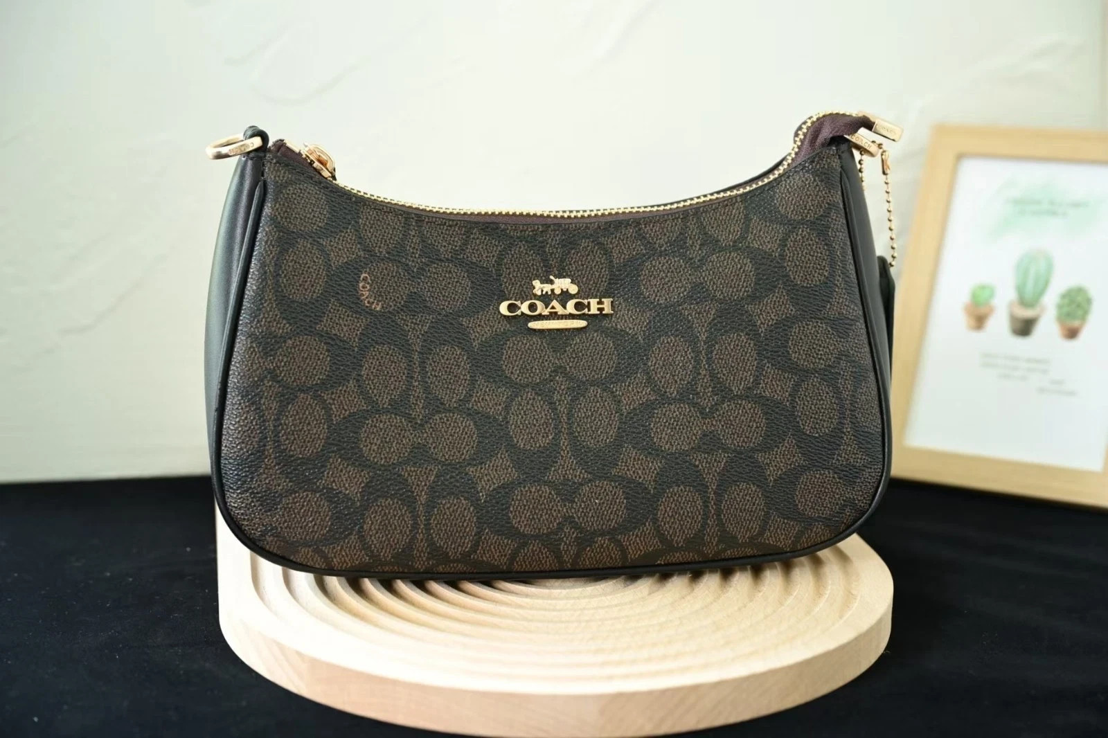 New COACH CA548 Women’s Teri Shoulder Bag In Signature Canvas Gold/Brown Black