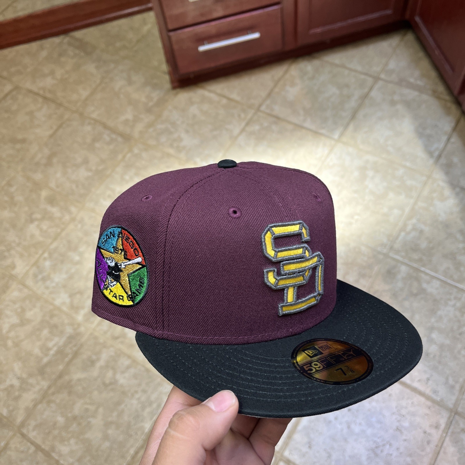 Hat Club Exclusive San Diego Padres Stained Glass New Era 59Fifty Size 7 3/8 Hat
