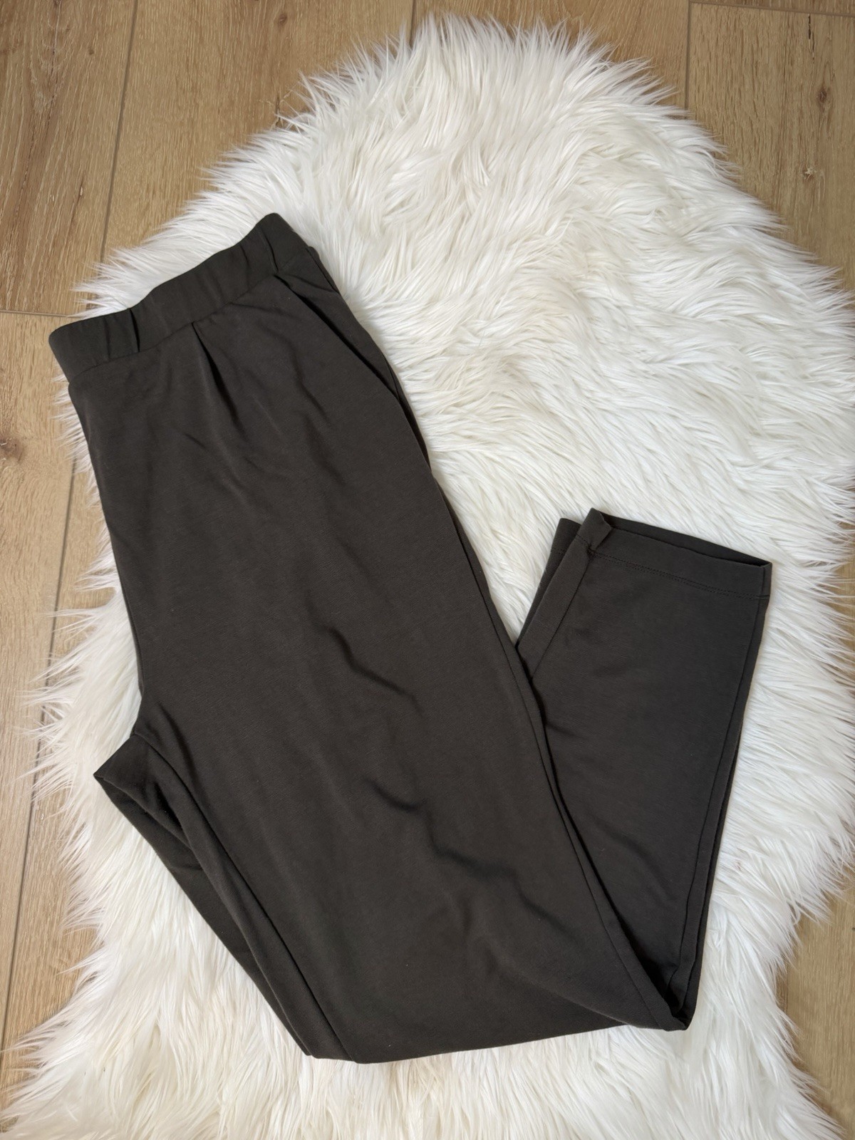 Lilla P Women’s Green High Waist Straight Leg Stretch Pants Size Large