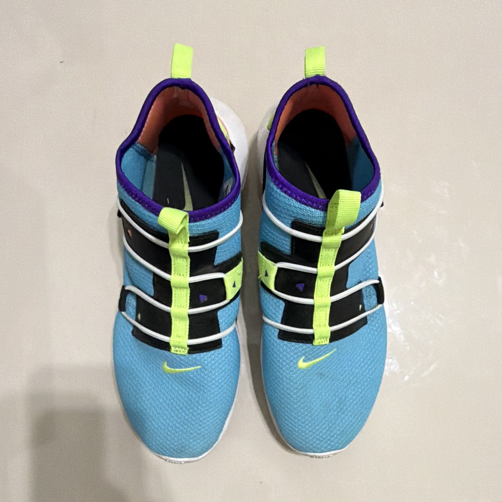 Nike Low Top Strap Men’s Athletic Sneakers Colorblock Blue/Black/Green