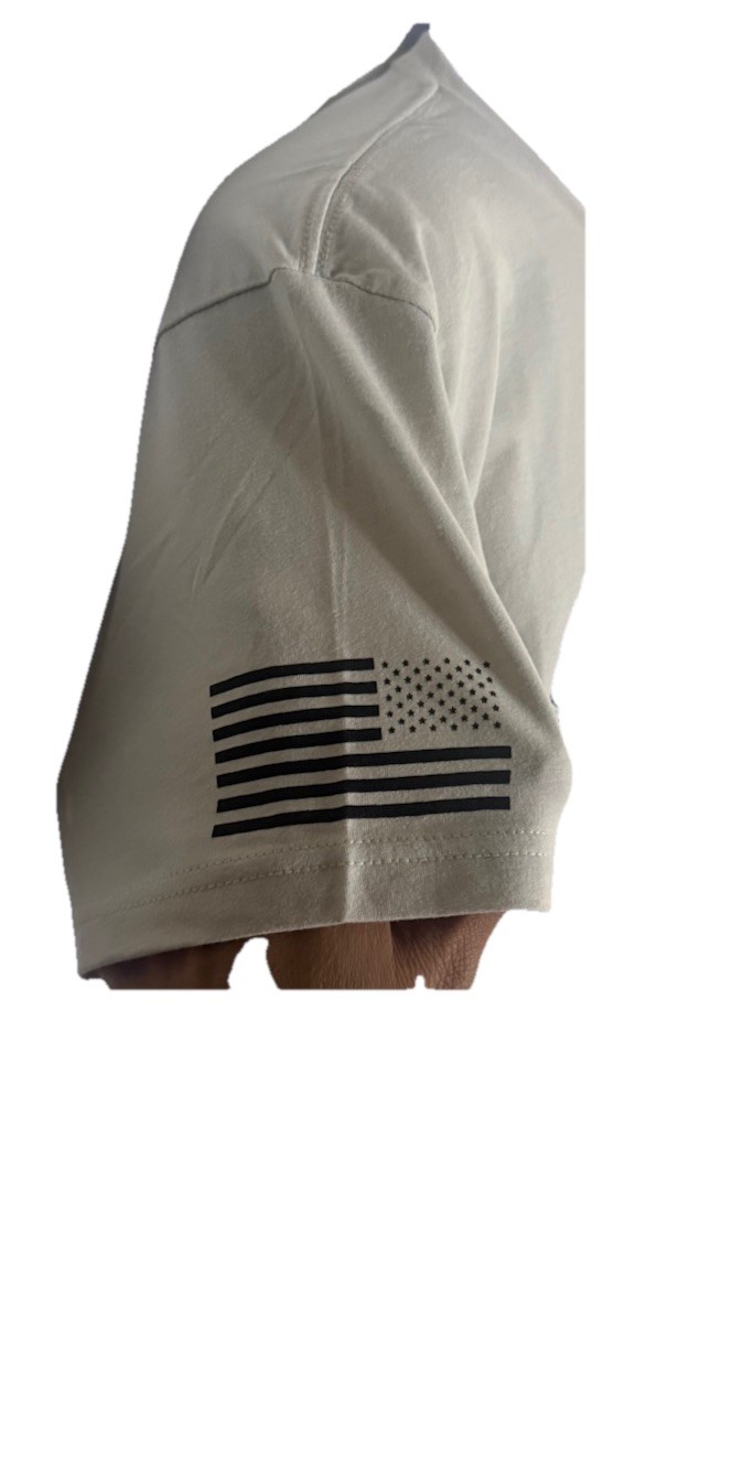 Next Level Apparel Skull American Flag Graphic T-Shirt Beige Men’s Medium Cotton