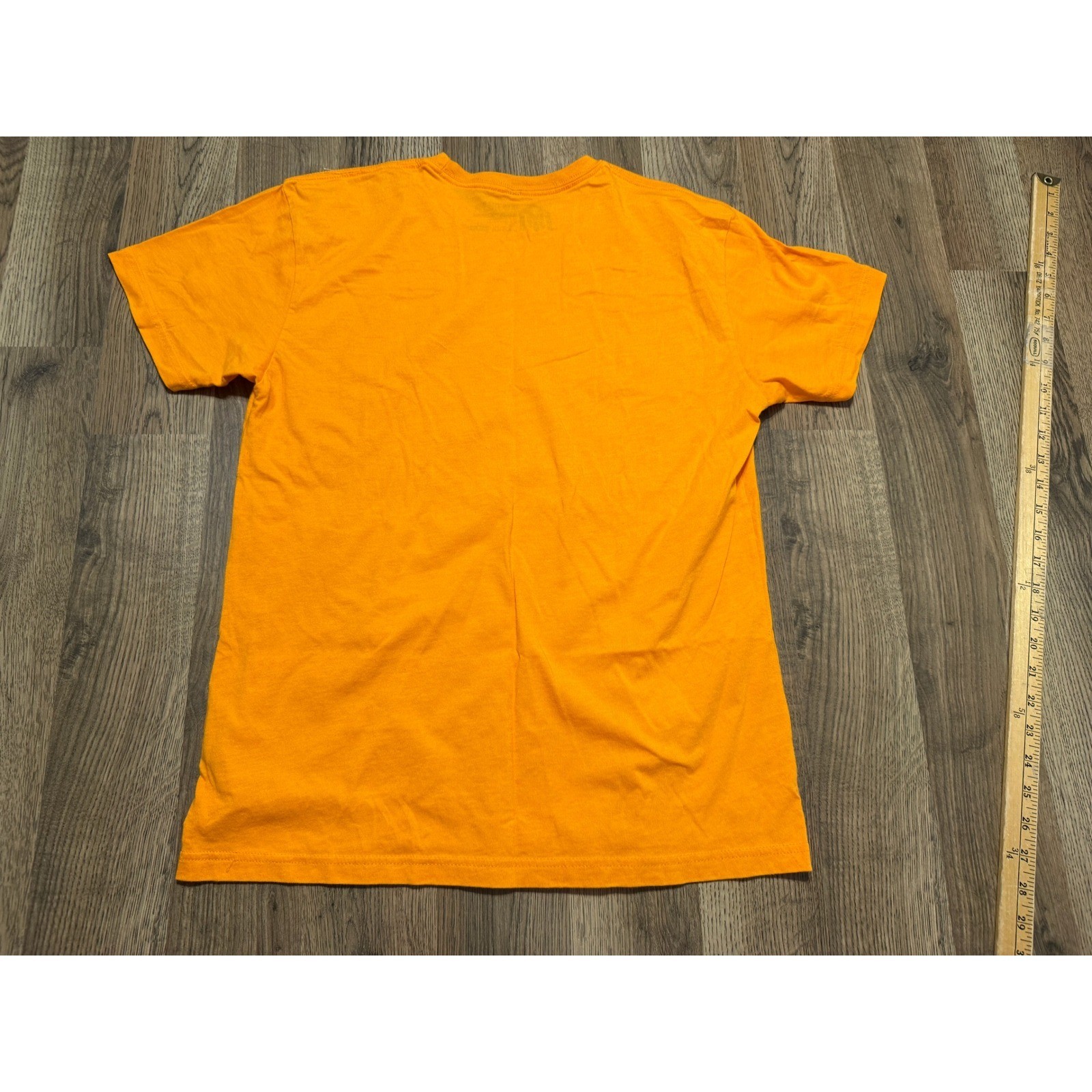 Into The AM Shirt Men’s Size Medium Orange Short Sleeve Shirt Crewneck Logo
