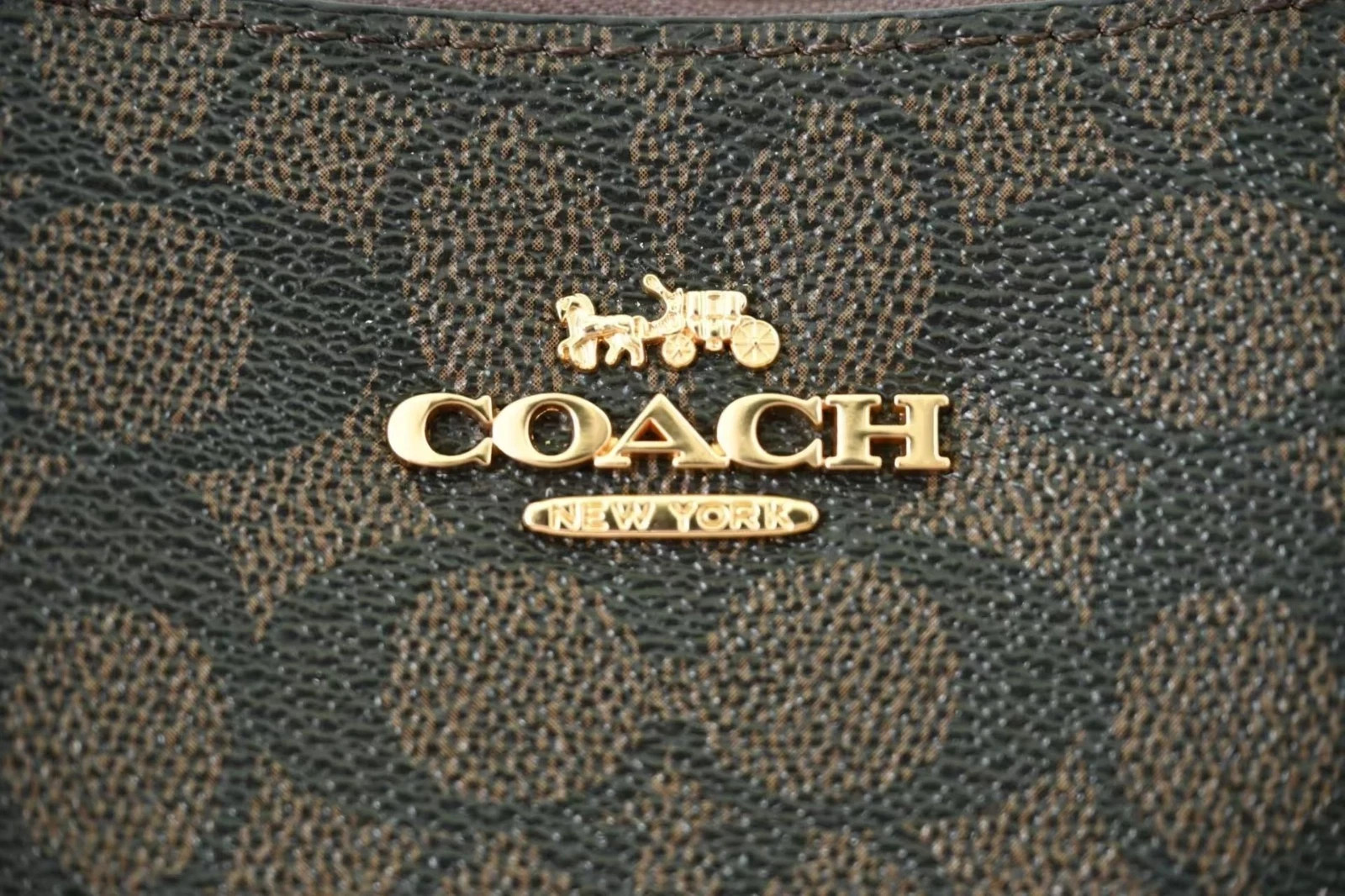 New COACH CA548 Women’s Teri Shoulder Bag In Signature Canvas Gold/Brown Black