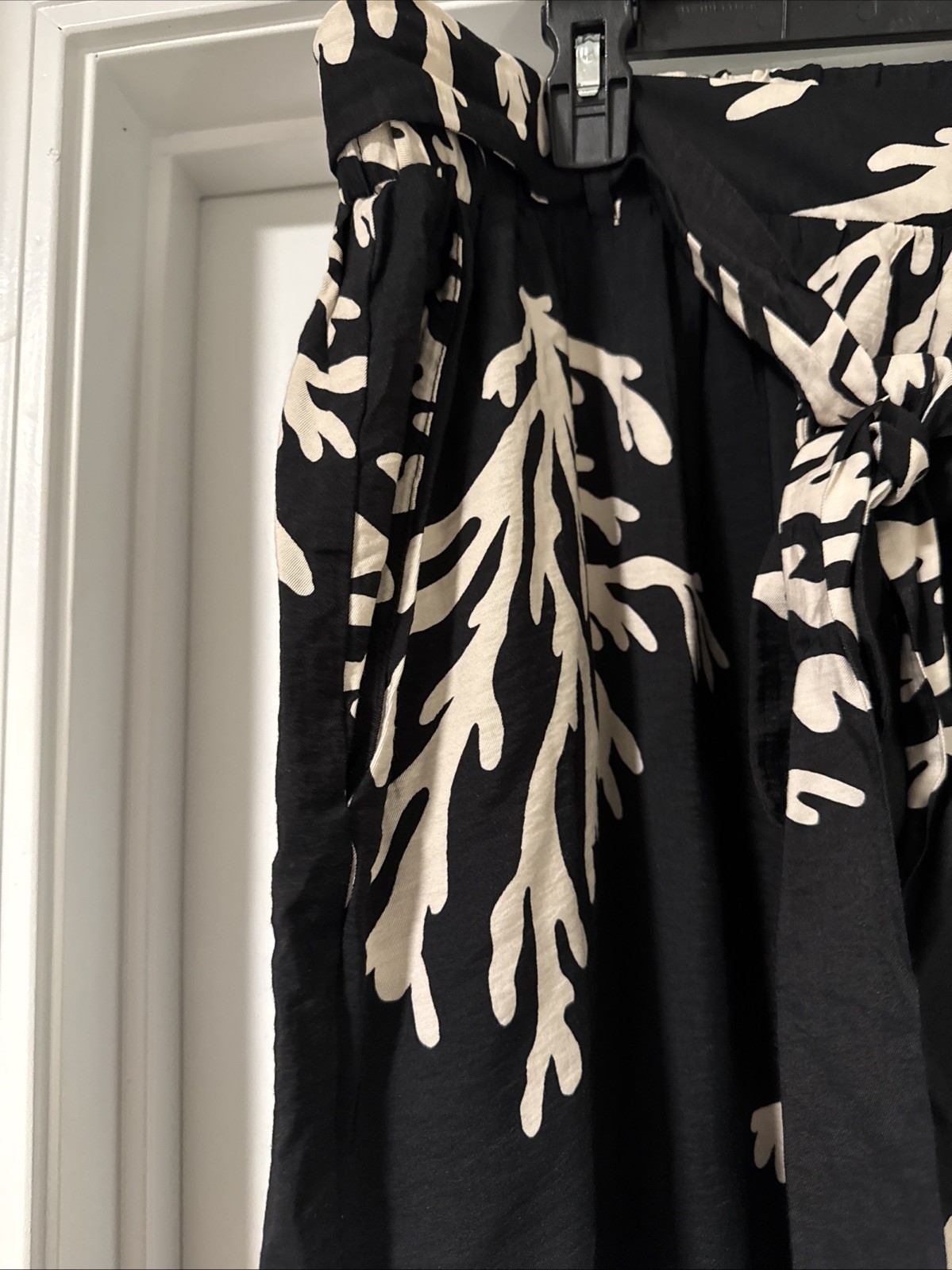 Ava & Viv Black White Coral Print Wide Leg Pants Choose Size