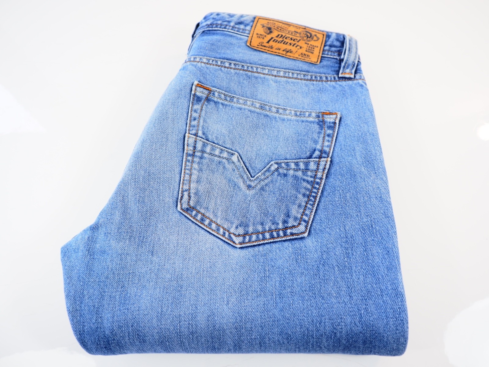 Diesel Larkee Jeans W30 L30 Wash 0073P Regular Straight 30W 30L