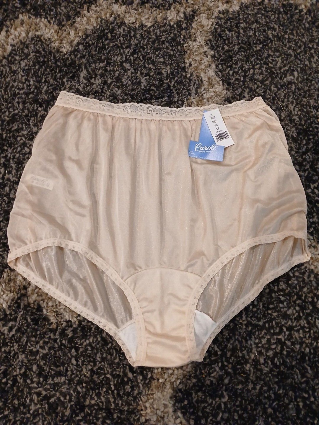 90’s Vintage Carole 100% Captiva nylon panties w/tags sz 12