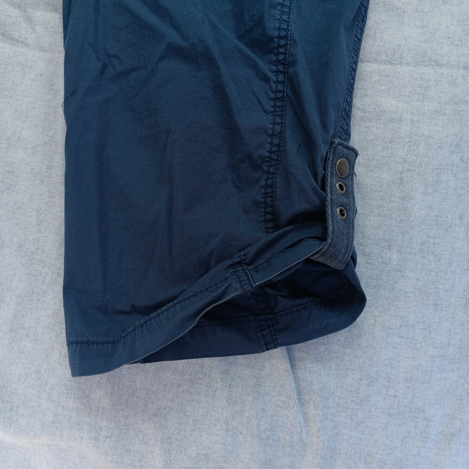 Natural Reflections Blue Capri Cargo Pants Womens size 20 W, Bass Pro Shops