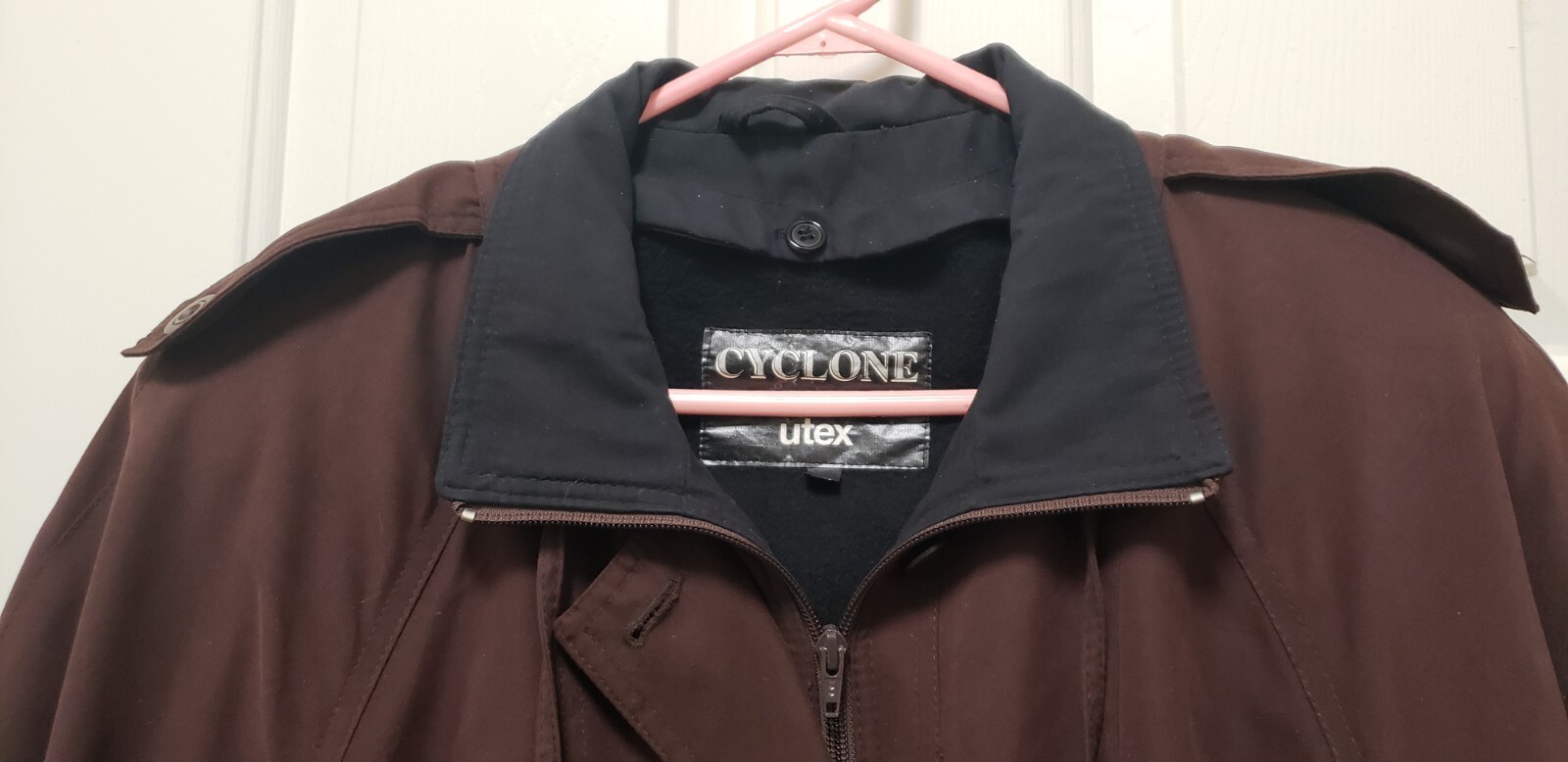 Cyclone/Utex Chocolate Brown Mid-length Rain Jacket W/ Black Turn Down Collar M