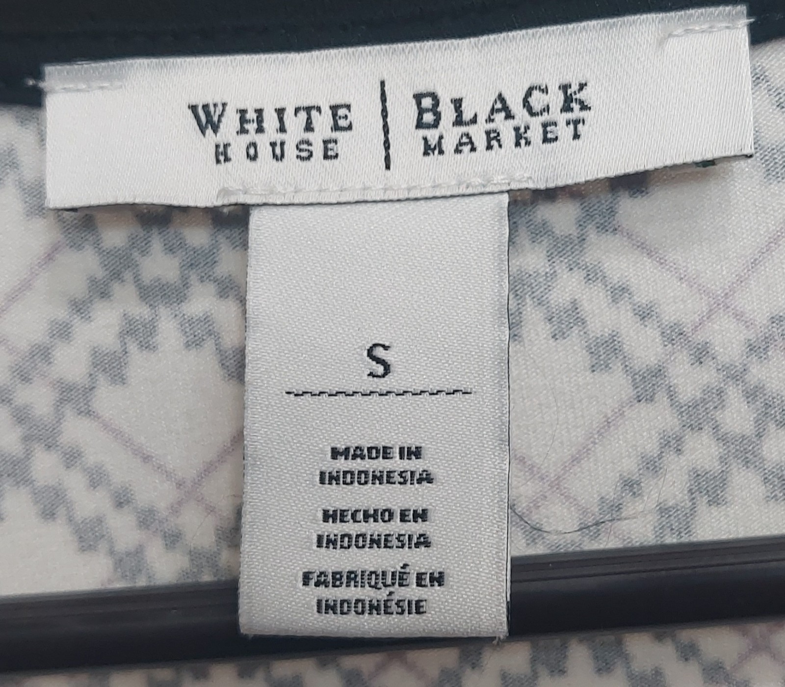 4-19 WHBM Size Small Black White Diamond Geo Print Scoop Neck Top Womens