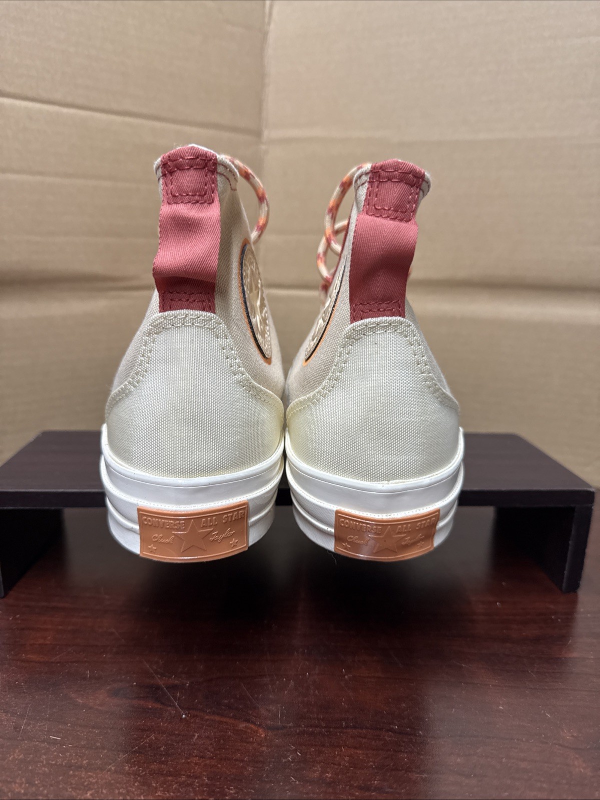 New Converse Chuck Taylor 70 High Top Sneakers Unisex – Men’s 7 -Women’s 9