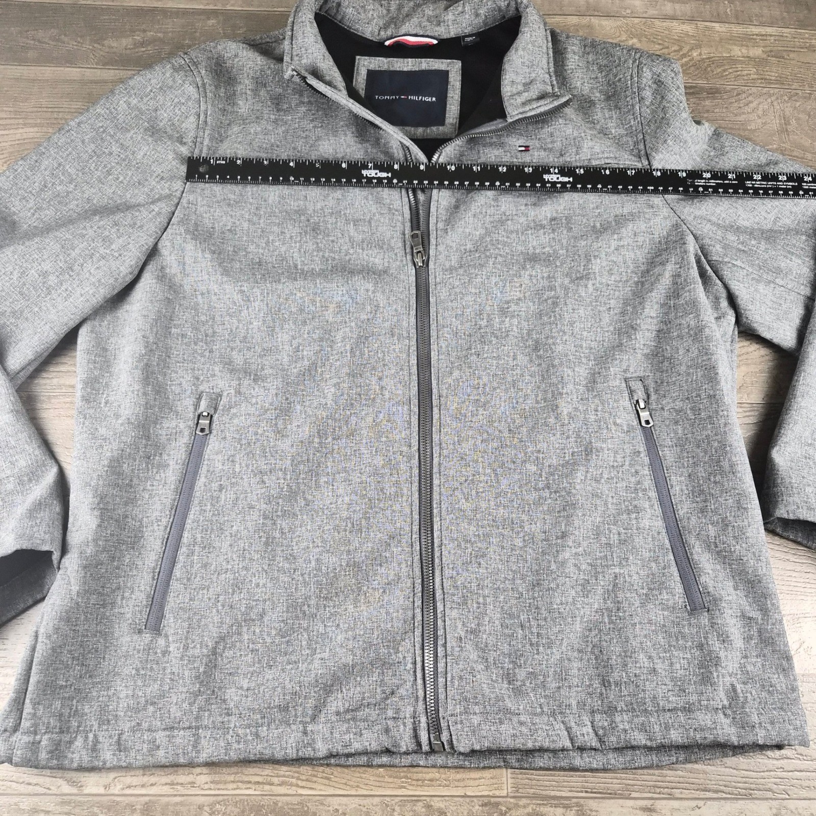 Tommy Hilfiger Softshell Jacket Mens XL Gray Full Zip Fleece Lined Zip Pockets