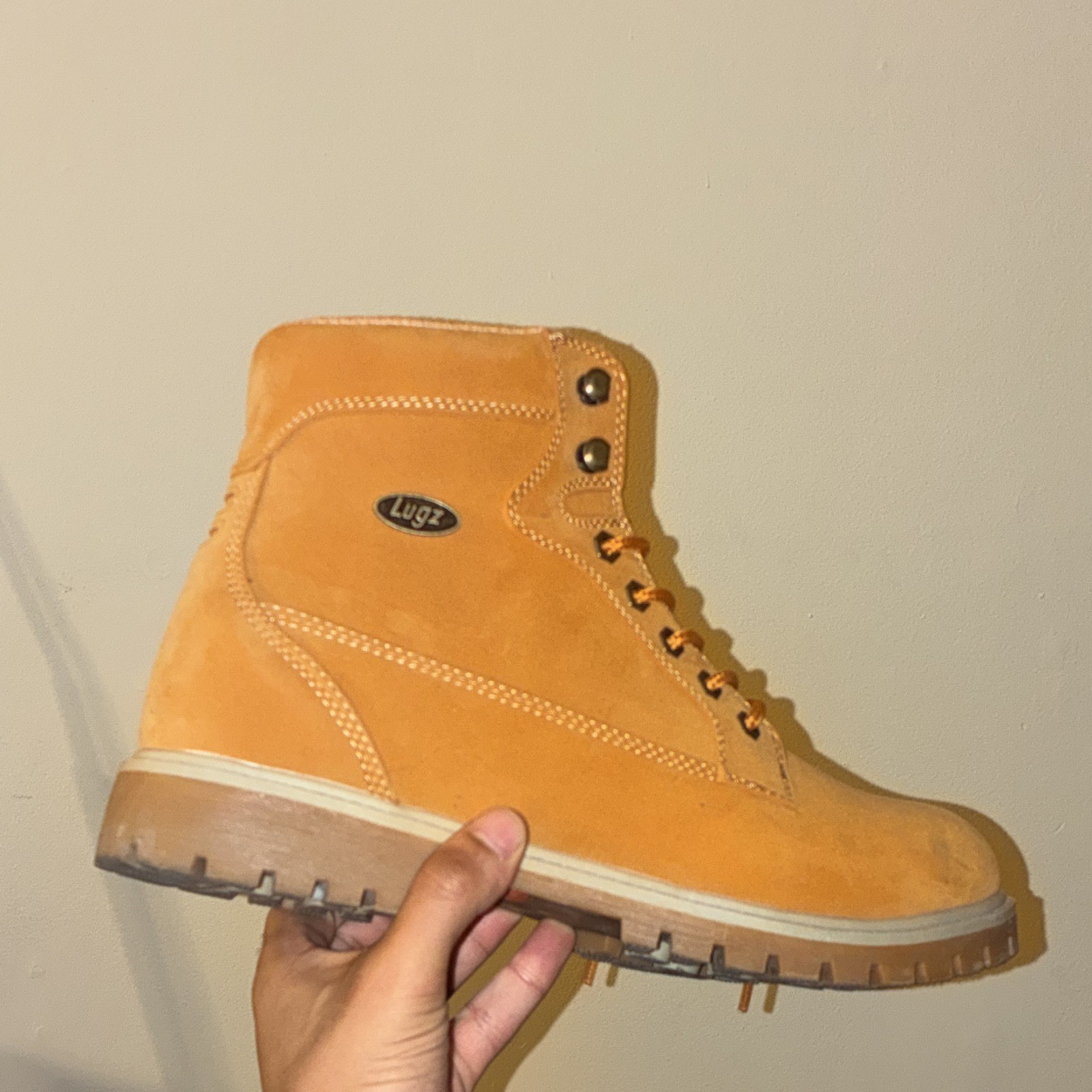 Lugz Men’s Work Boot Wheat Suede Lace-Up Ankle Round Toe Rubber Sole 10