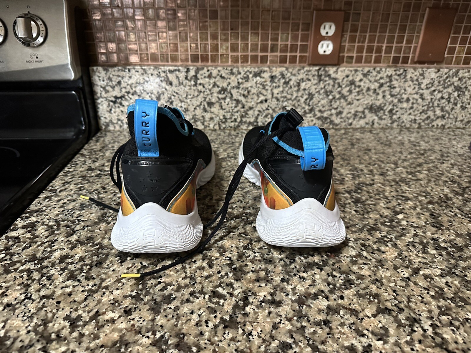 Under Armour Curry 8 B2B MVP Men’s Basketball Shoes 11 Flow 12