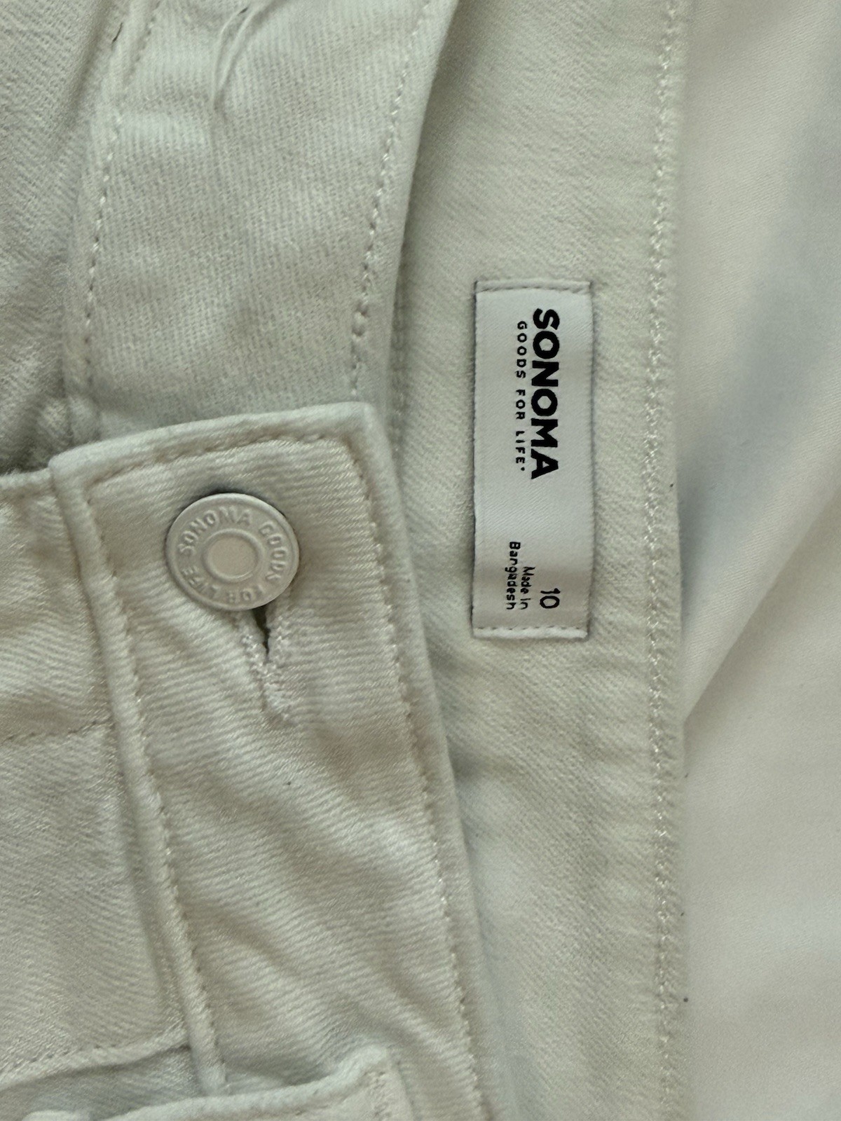 Sonoma Goods For Life Women’s 10 White Chino Pleated Mid Rise Button Pockets