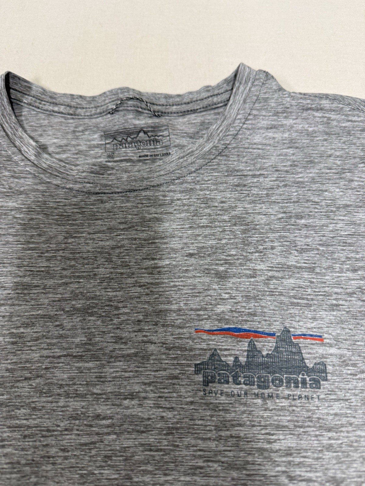 Patagonia Capilene Cool Daily Shirt Mens M Graphic Lightweight Performance 148