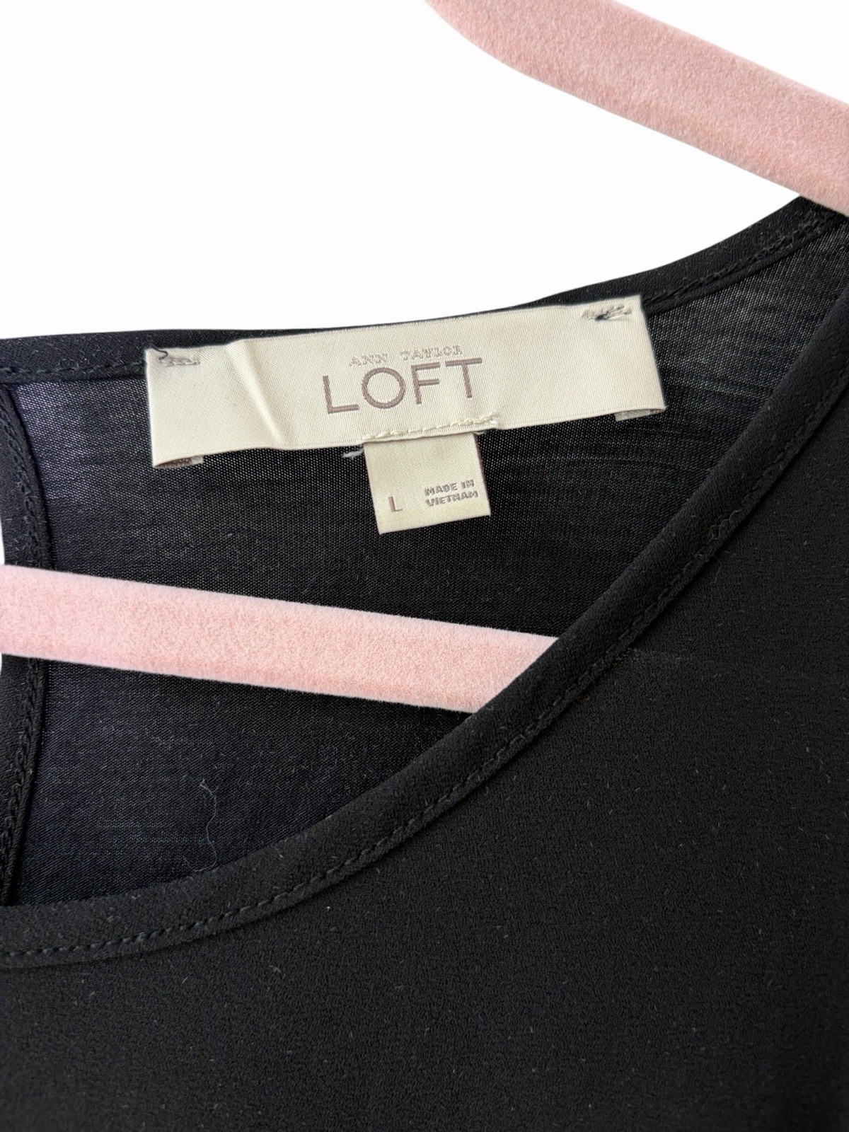 Ann Taylor LOFT Women’s Black Sleeveless Scoop Neck Keyhole Knit Tank Top L