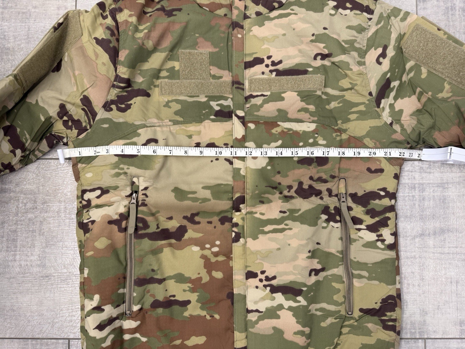 Massif Strato Low Loft Reversible Jacket – Camo /Black, Size M-R (non FR)