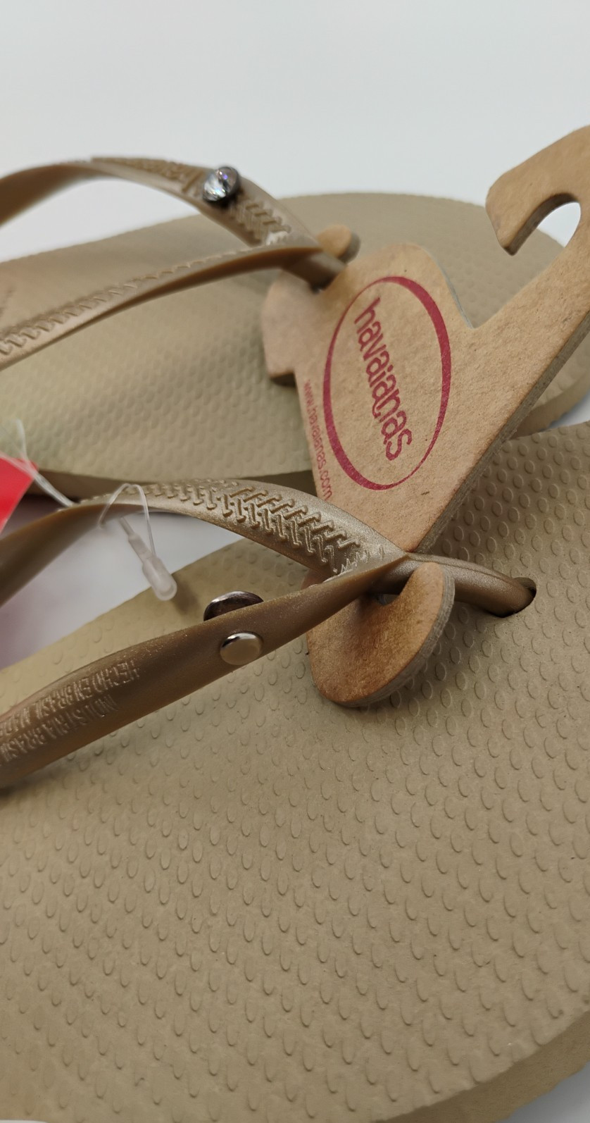 NEW Havaianas Sand Gray Light Gold Thong Flip Flops, Size 9/10w (39/40)