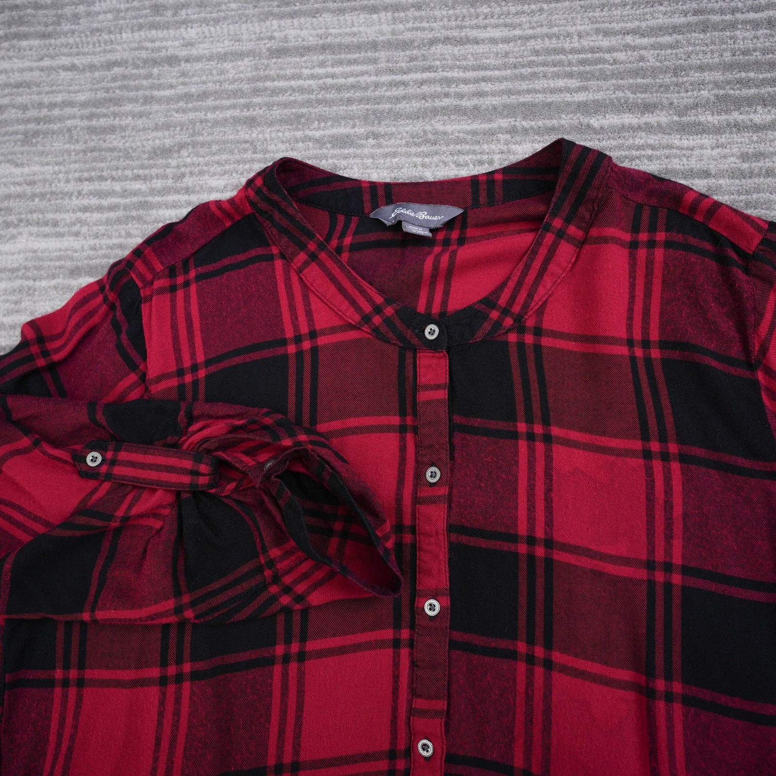 Eddie Bauer Red Black Plaid Viscose Tunic Top Roll Tab Sleeve XL ELT2726T