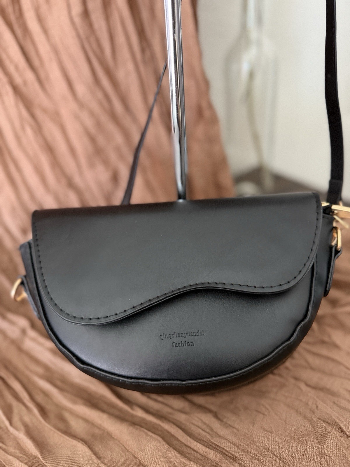 Flap Saddle Hand/Shoulder/Crossbody Purse Compact Black Faux Leather New