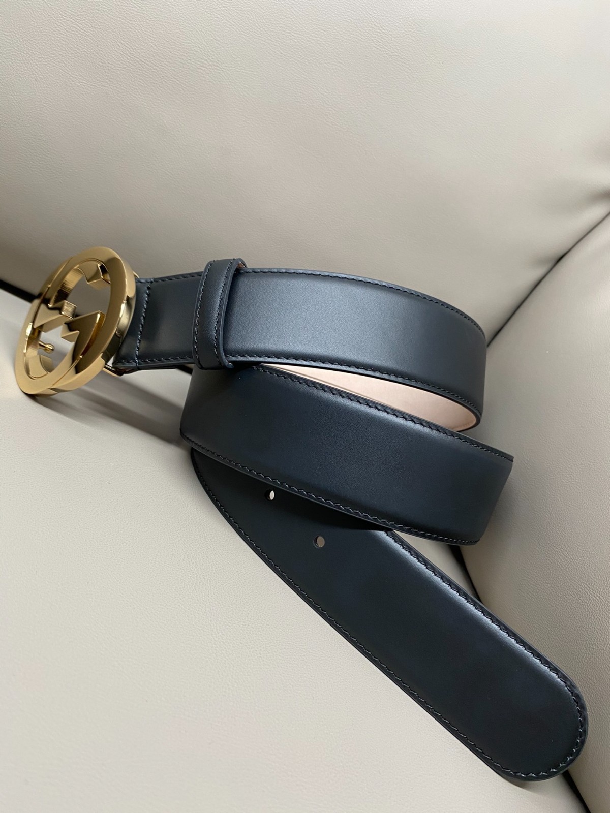 100% Authentic Gucci Black Leather Belt