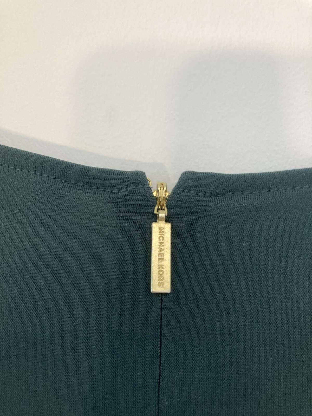 Michael Kors Teal Jersey Shift Dress Gold Chain Accent Ruffle Sleeve Size L