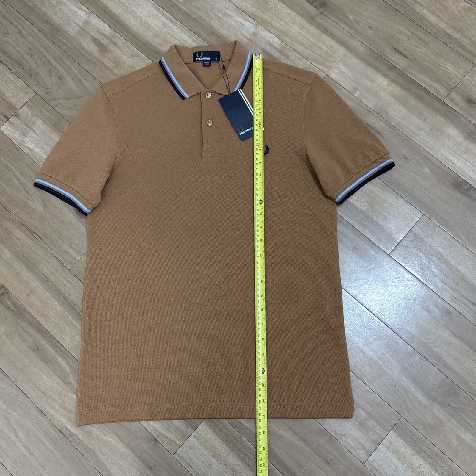 Fred Perry M3600 Polo Mens Size Small Dark Caramel/Snow White/Silver Blue BNWT