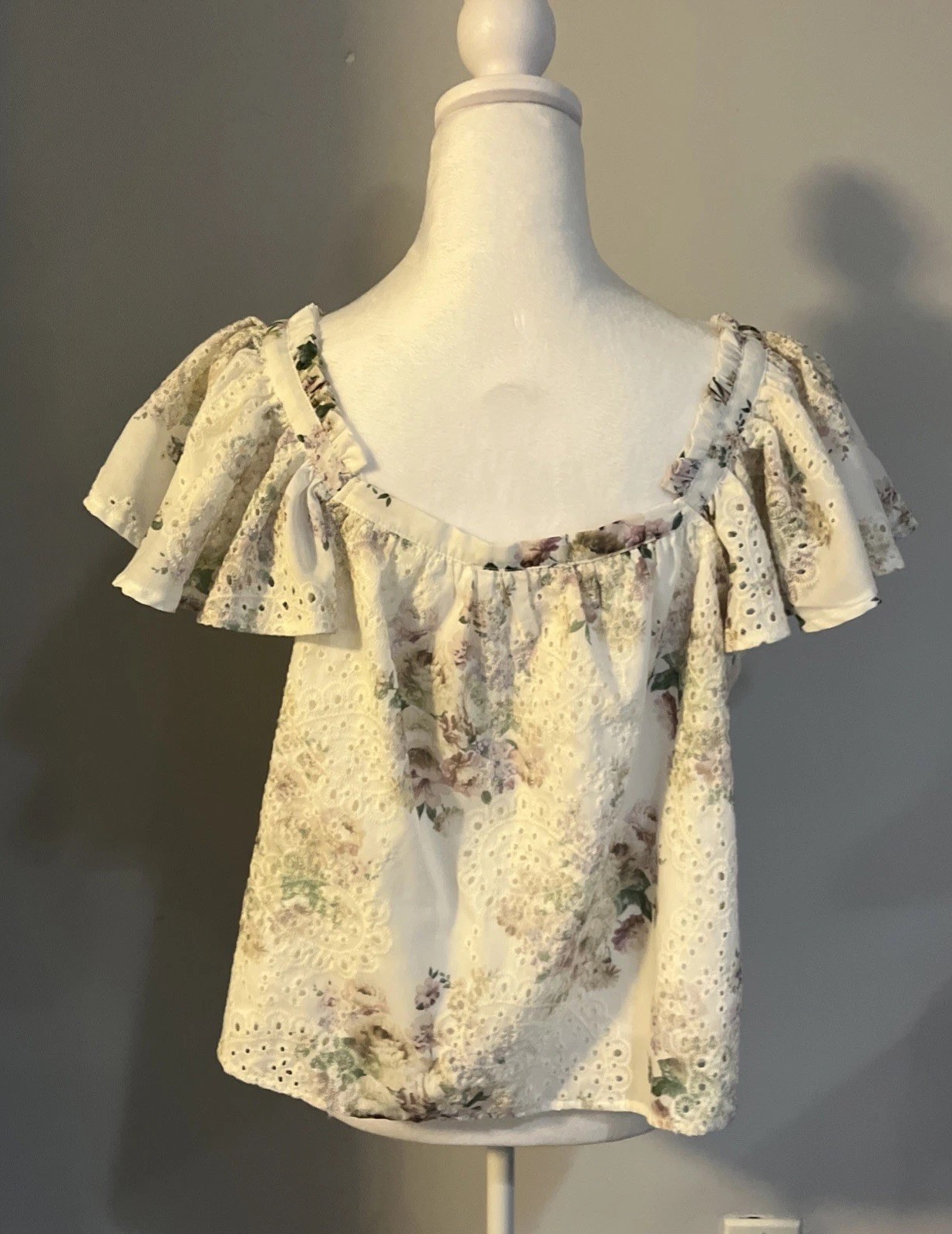 Solitaire Floral Ruffle Cap Sleeve Embroidered Eyelet Blouse Whimsical Romantic