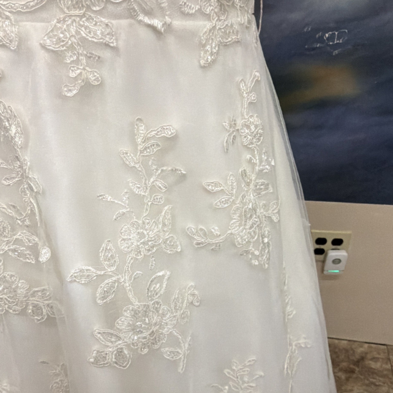 Mori Lee by Madeline Gardner Ivory Lace Strapless A-Line Wedding Dress Size 9/10