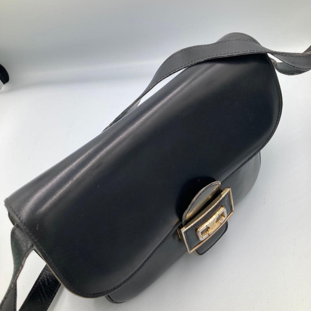 Celine Vintage Shoulder Bag Brown Excellent Condition Japan 0611851