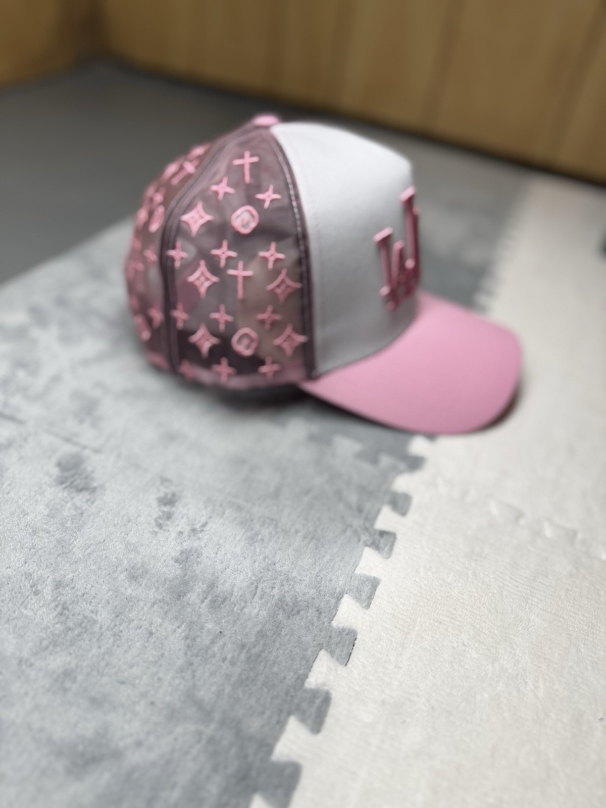Women’s LA Embroidered Logo Baseball Cap Hat Pink White Brown Adjustable
