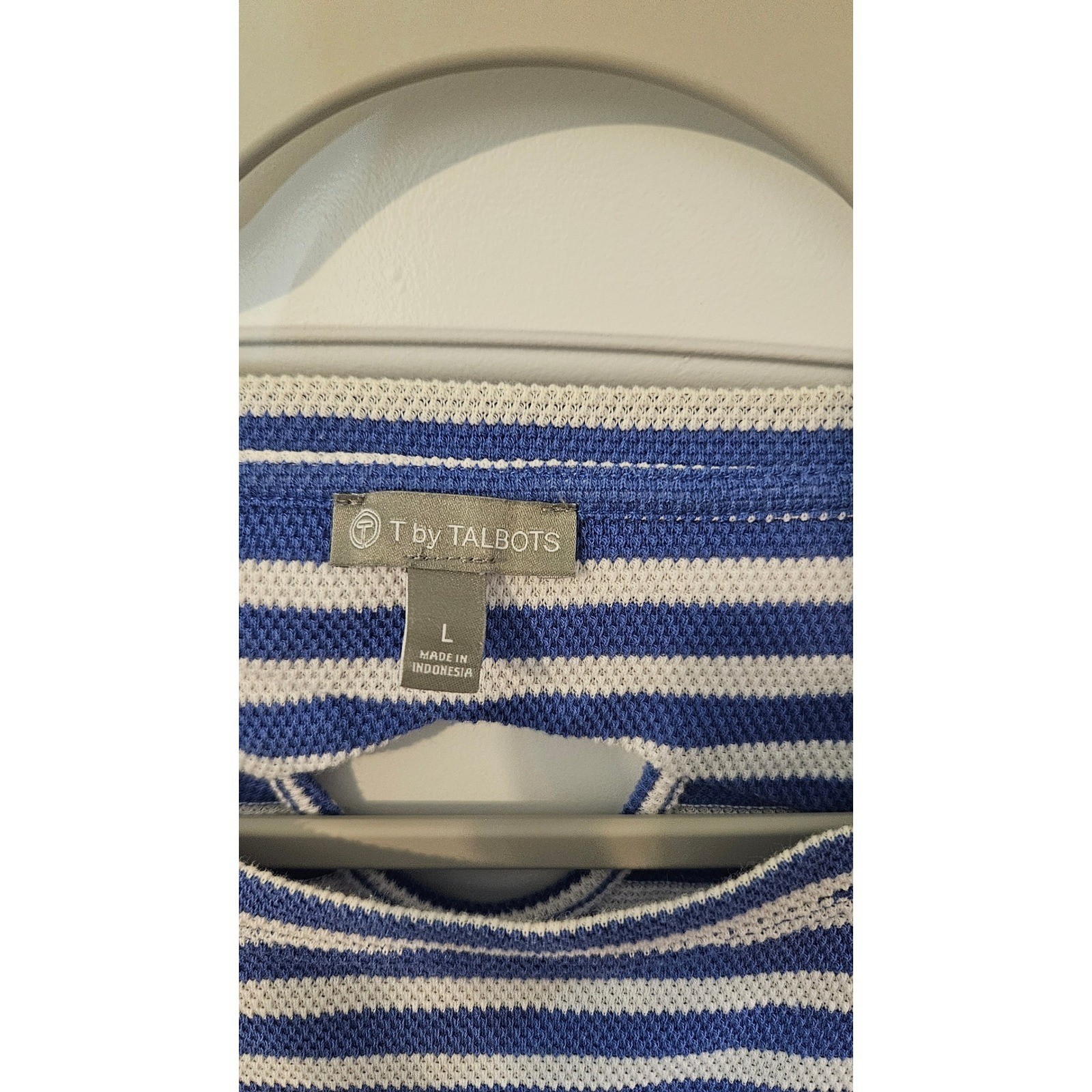 T by Talbots Blue White Striped Waffle Knit Top Keyhole Back Womens Large