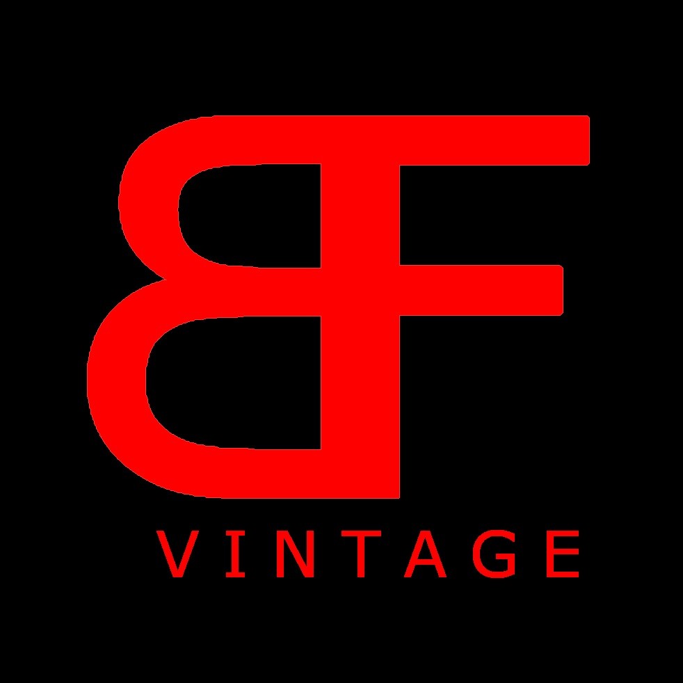 Next Level Apparel Riverbank Restaurant Fay’s Lounge Graphic T-Shirt S T0522