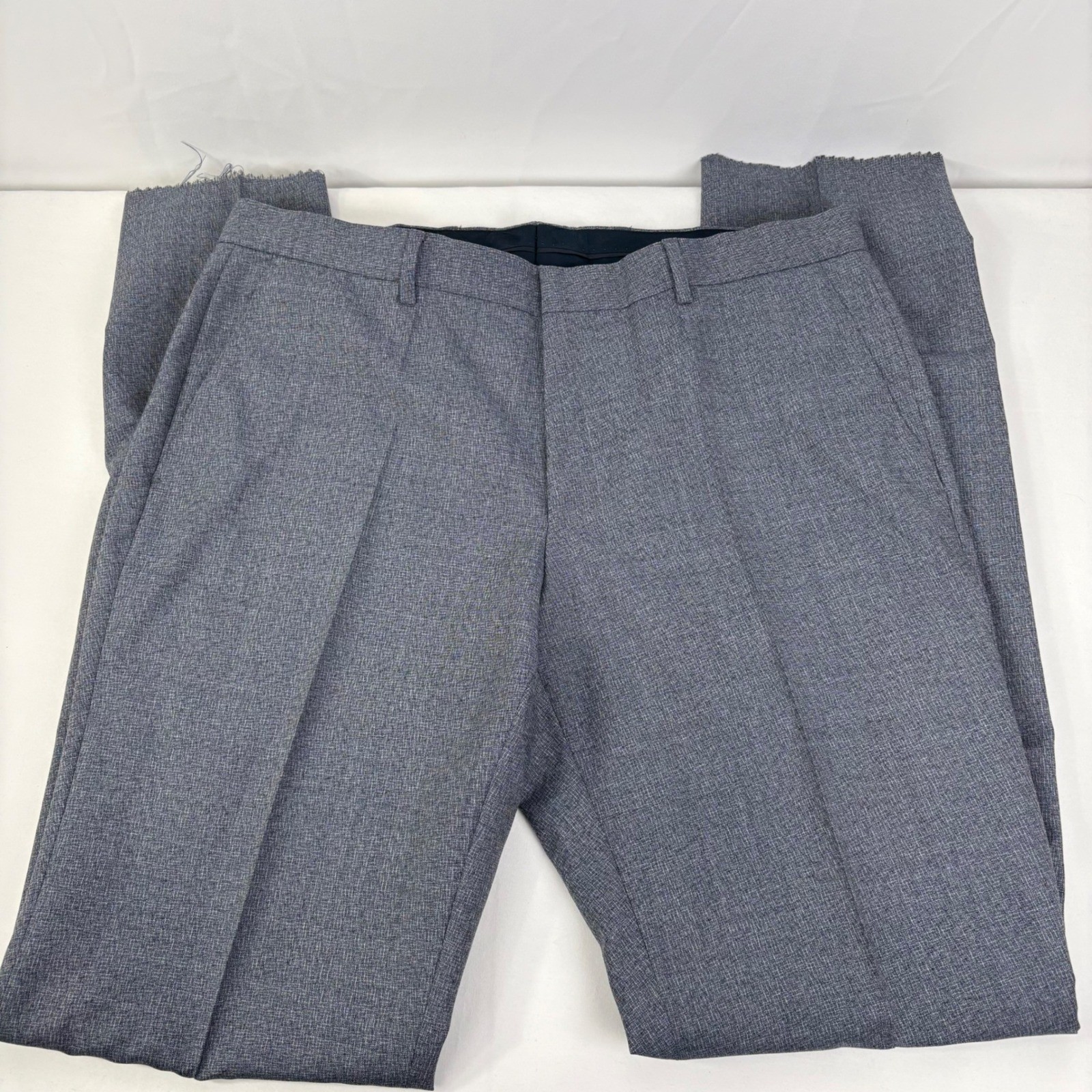 Hugo Boss Genius5 Mens Slim Fit Virgin Wool Dress Pants Blue Grey Unfinished 34R