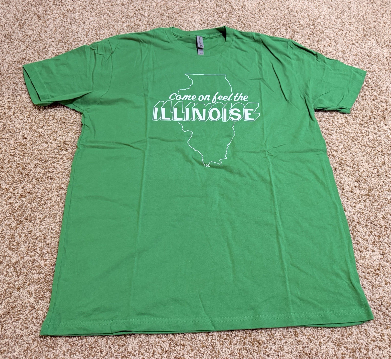 Next Level Apparel Men’s Short Sleeve Size XL Green, Come On Feel The Illinois