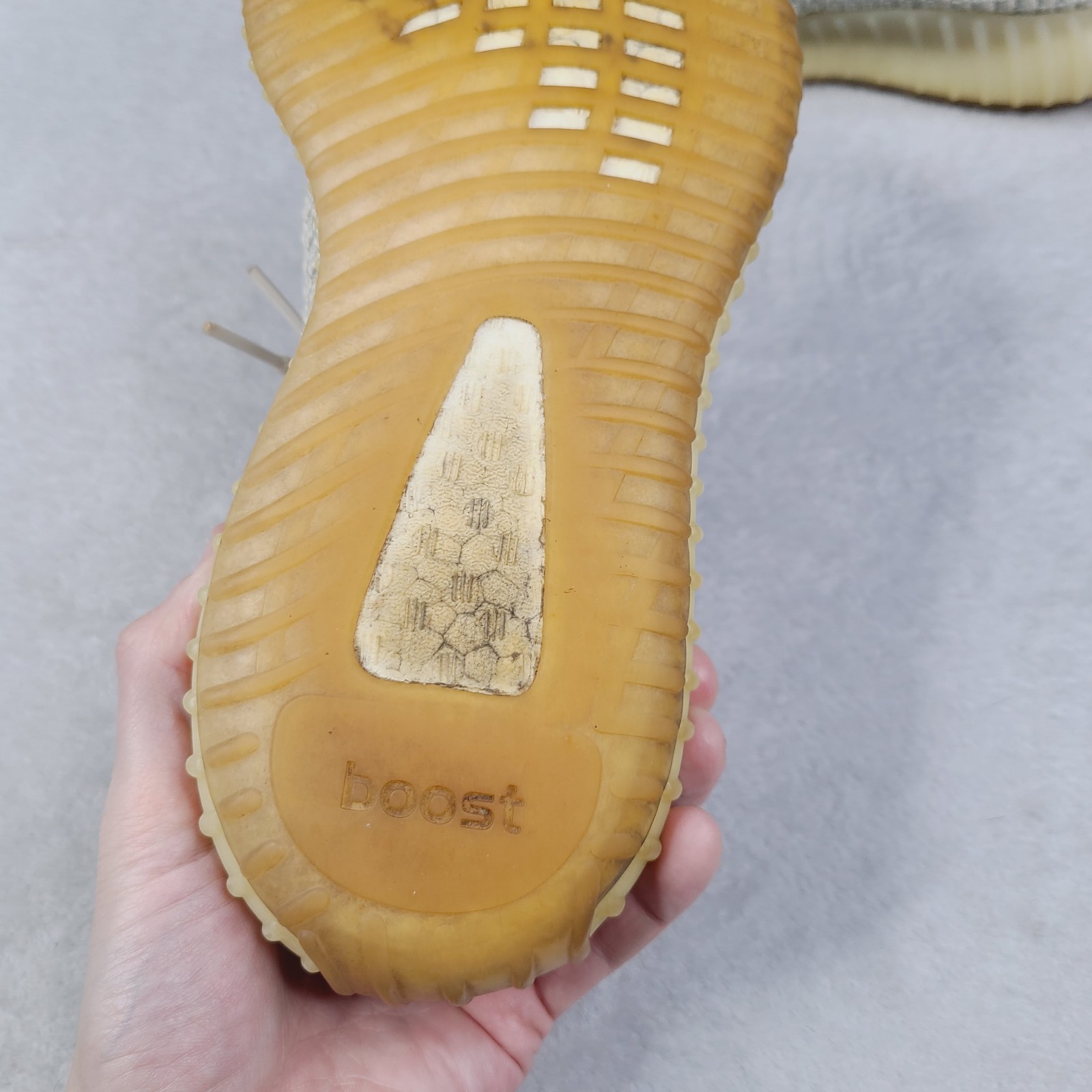 Adidas Yeezy YZY Boost 350 V2 Citrin Shoes Mens 9 Non Reflective Beige Knit
