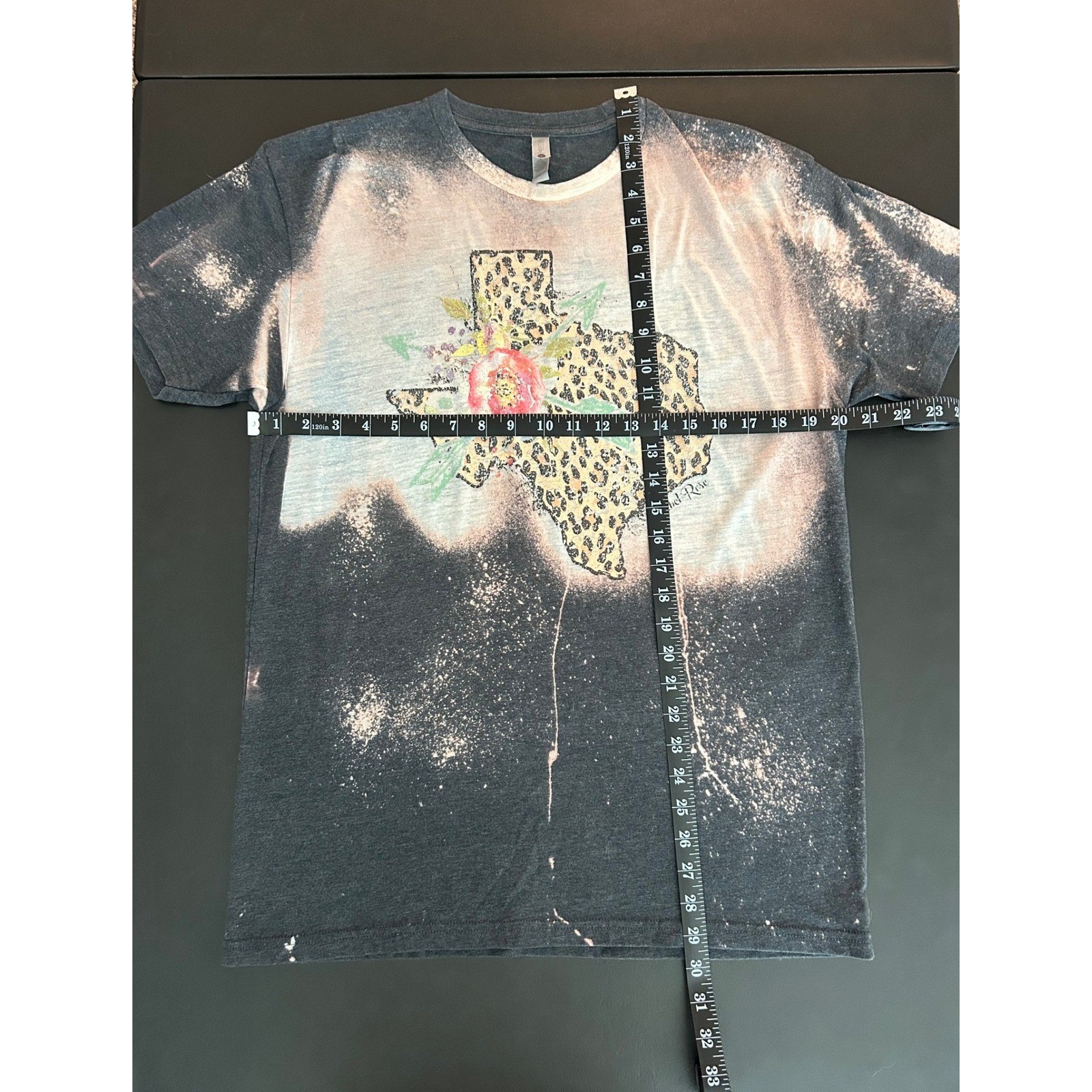 Next Level Rebel Rose Texas Leopard Floral Bleached Graphic T-Shirt Gray L 1357