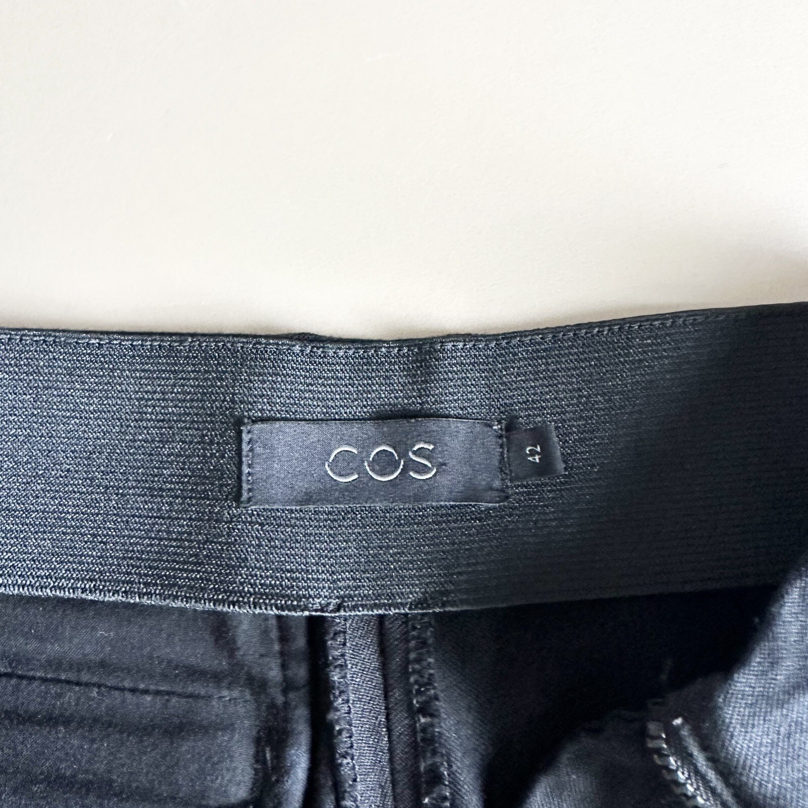 Cos Black Pants Side Zip Stretch Waist Women’s Size 42 (M/12)