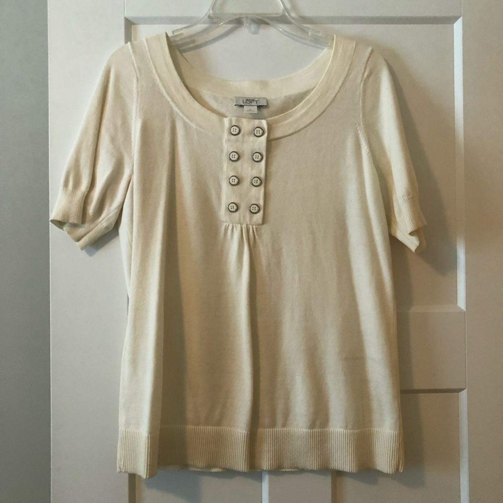 Cream, short sleeve Loft sweater with cute buttons