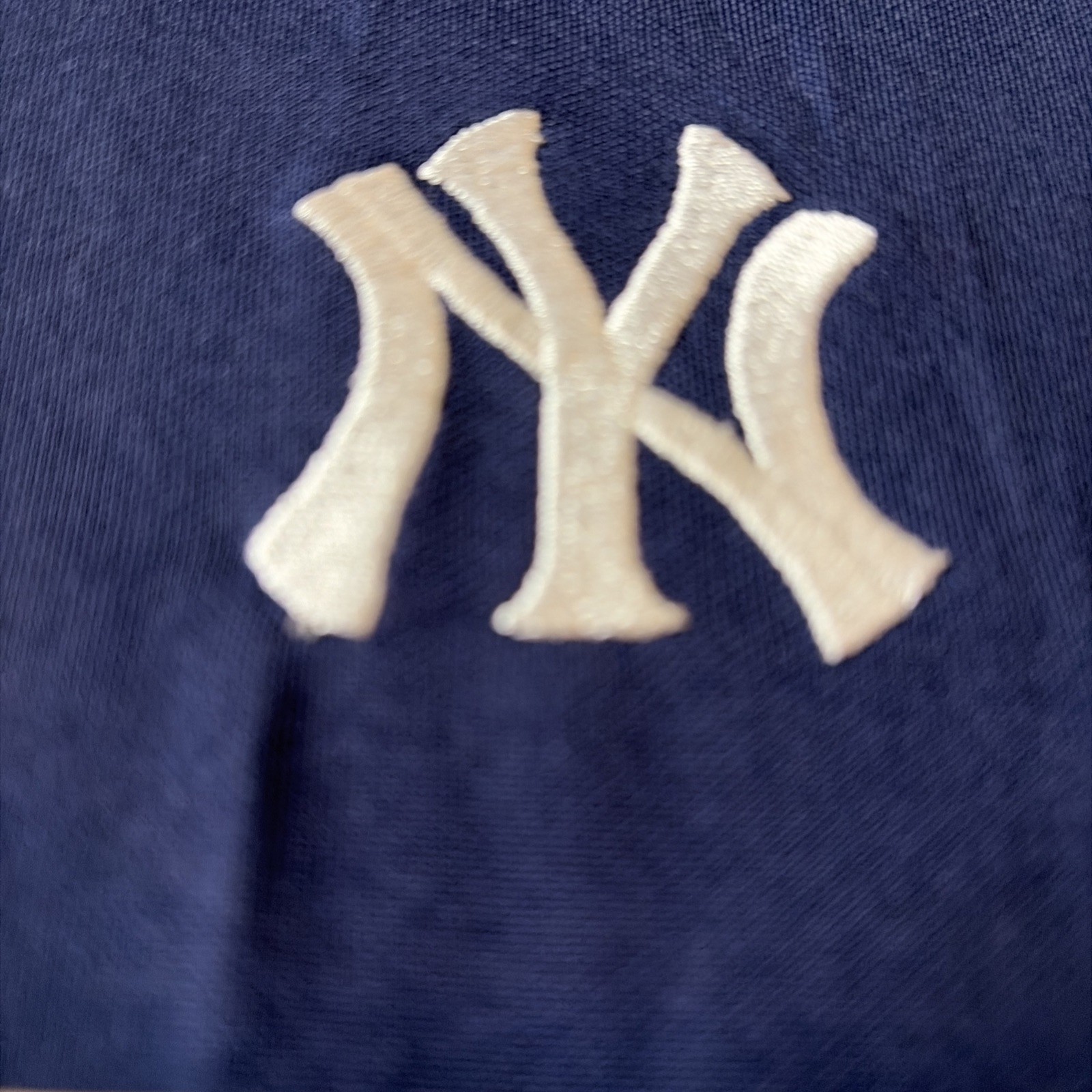 Vintage New York Yankees T-Shirt Men’s S Navy Blue Lee Sport Silky Jersey Tee