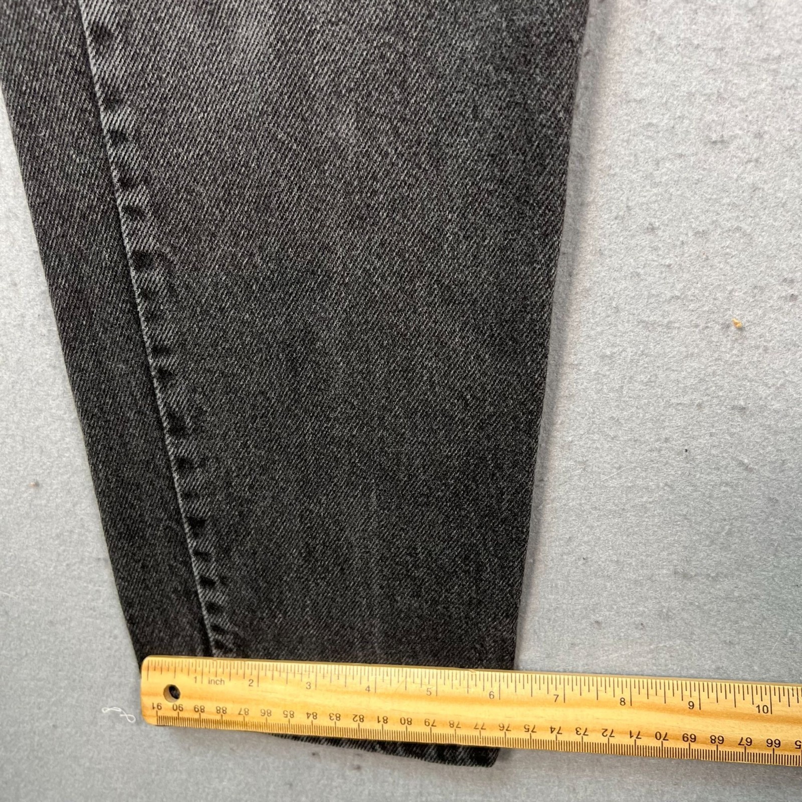 VTG Guess Womens Size 30 (24 in Waist) High-Waisted Tapered Black Denim Pants