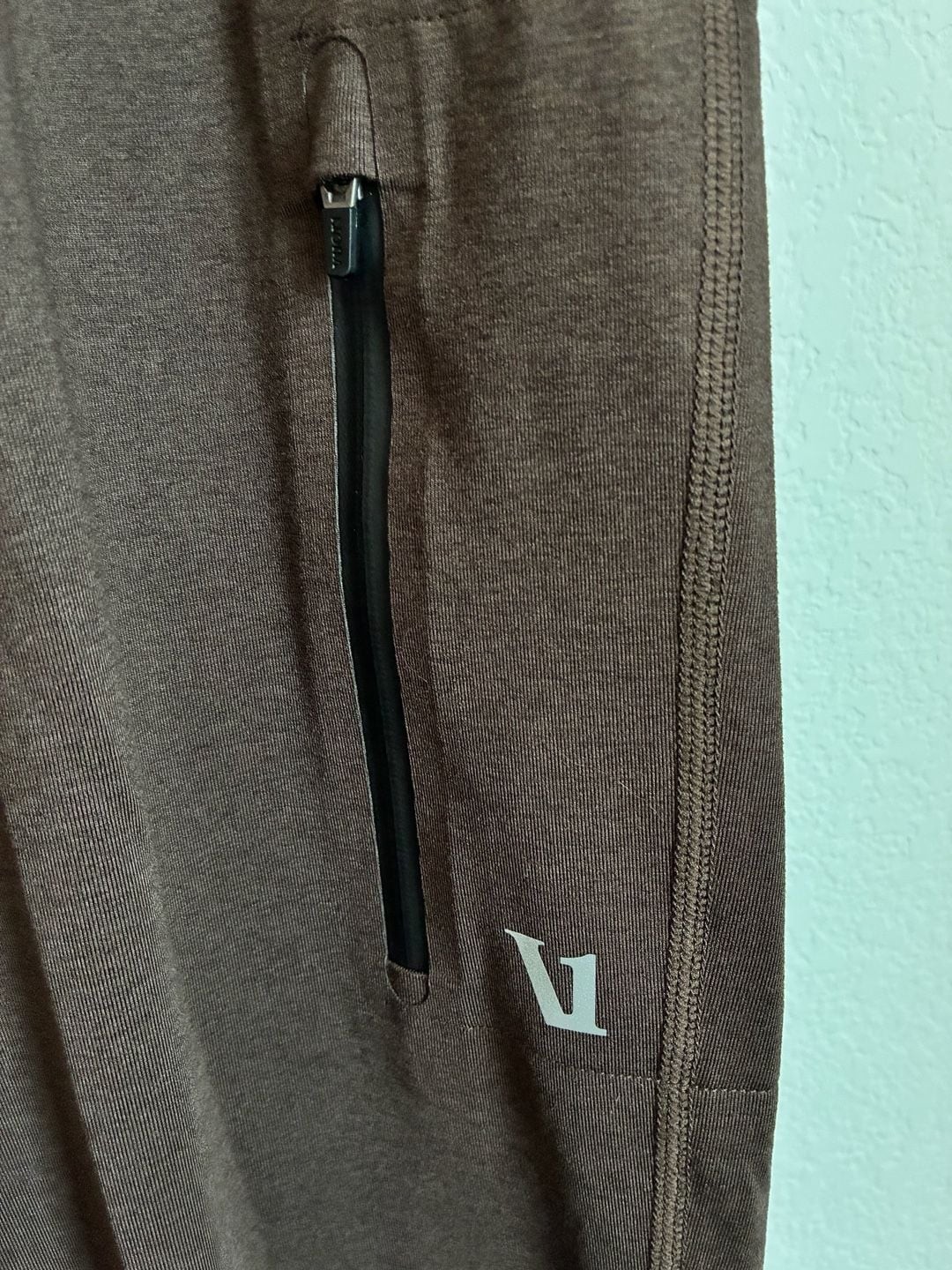 Vuori Sunday Performance Jogger in Java Heather XL